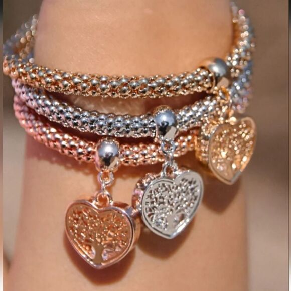 Tree of Life Heart Charm Bracelets - Picture 2 of 6